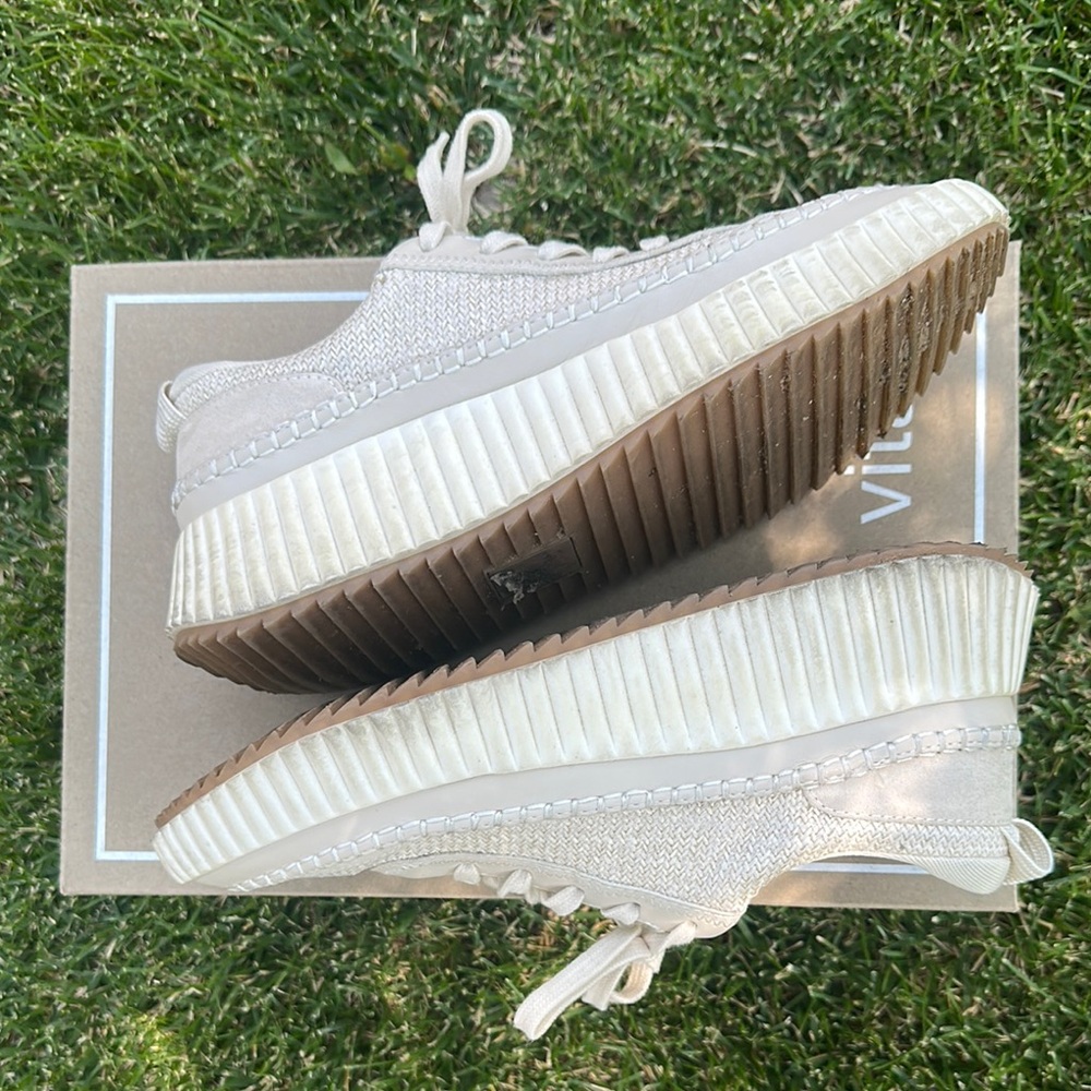 Dolce Vita Cream Sneakers with Minimalist Design - Picture 2 of 4